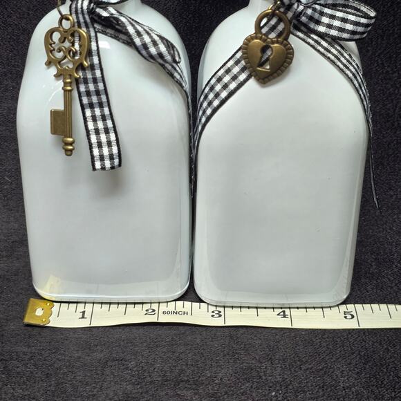 Country Mini Bud Vase Bottle Checkered Ribbon with Key & Heart Charms - Picture 6 of 8